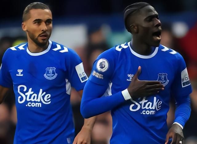 帮我劝一下女朋友吧