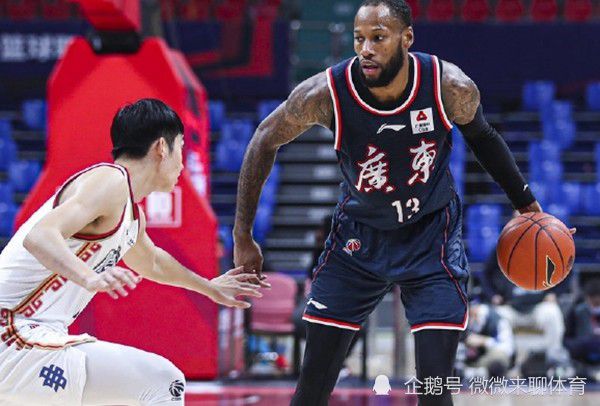 乱系列1之爱裸睡的丹丹
