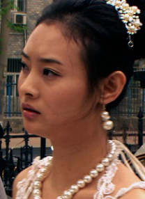道重沙由美gif